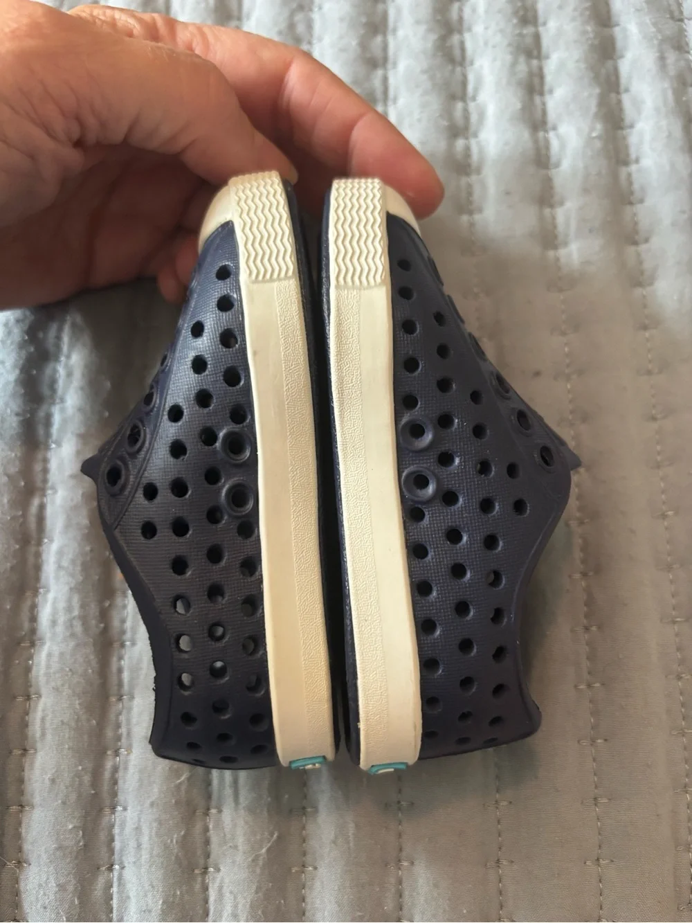 Native Jefferson Kids Navy Blue Slip-On Water Shoes Sneakers White Toe C4